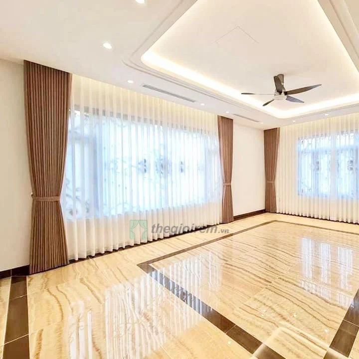rèm cửa sổ phòng khách hiện đại