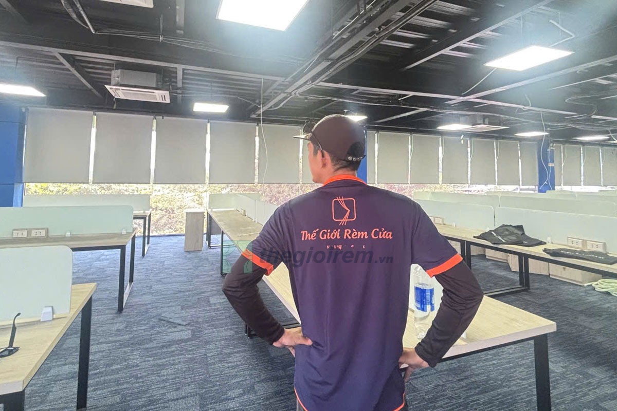 Thi Công Lắp Đặt Rèm Cửa Biên Hòa