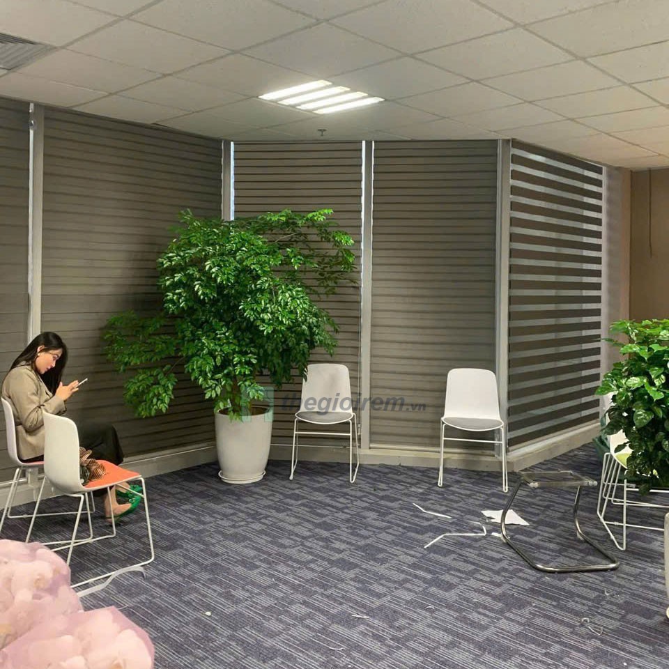 rèm văn phòng cầu vồng