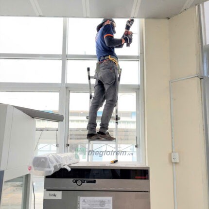 Thi công lắp đặt rèm cửa ở Bình Dương